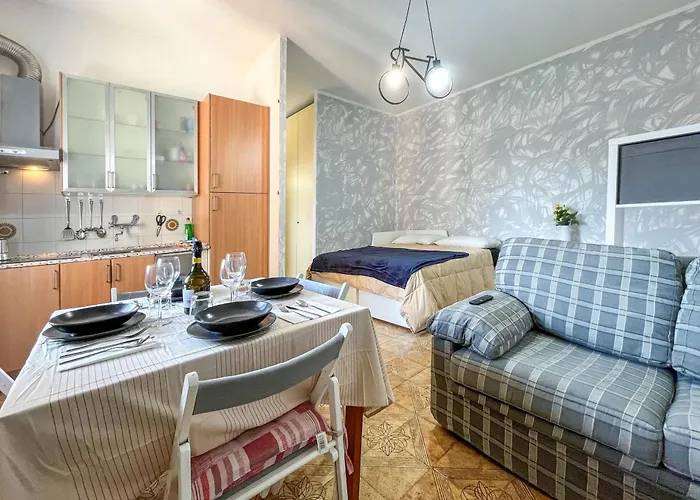 Casa Maddalena - Teatro Clerici, Parcheggio E Metro Brescia